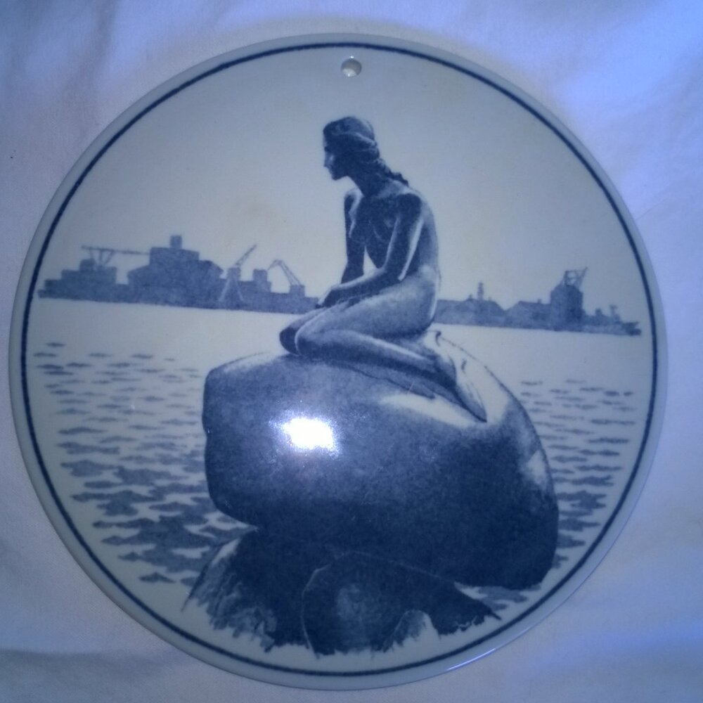 Royal Copenhagen "The Little Mermaid" Round Tile Trivet / Wall Plaque